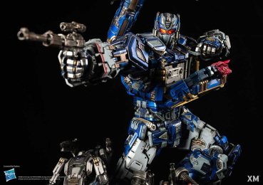 XM Studios Soundwave